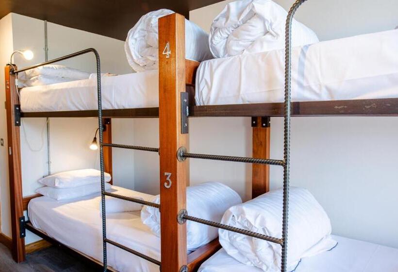 تختخواب در اتاق مشترک, The Nest Boutique Hostel