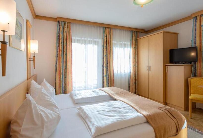 스탠다드 발코니 룸, Alpenhotel Badmeister