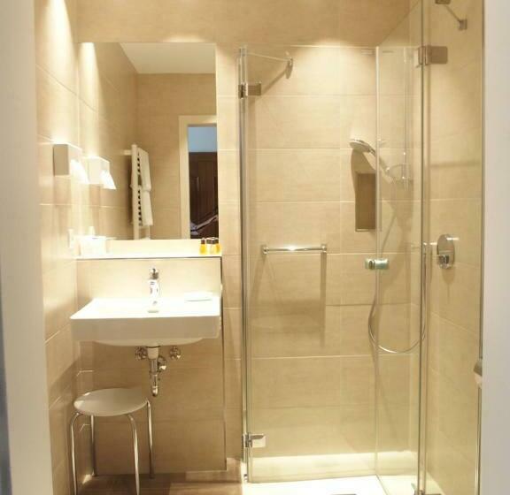 غرفة قياسية مزوَّدة بشُرفة, Pension Alpenhof