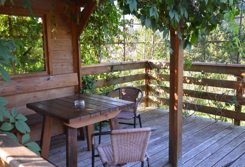 اتاق خانوادگی, Pension Zum Schreiner