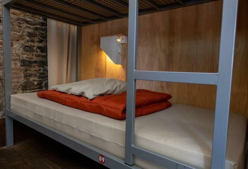 Кровать в Общей Комнате, Hostel Uppelink