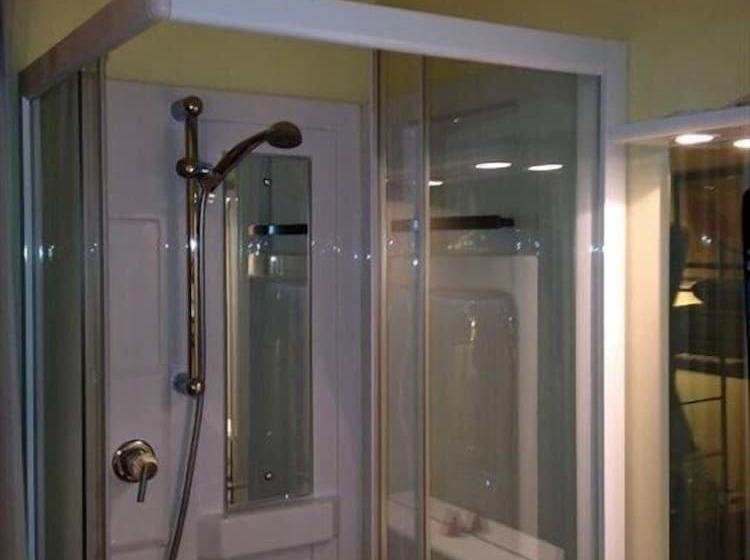 Номер Стандарт, B&b Yaca