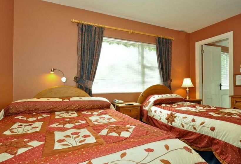 Standard Room, Ash Grove House