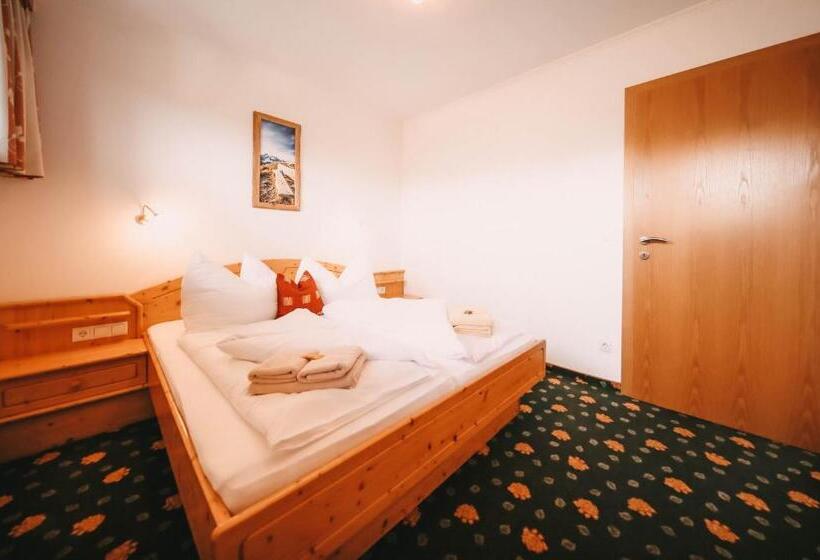 2 Sovrums Lägenhet, Posers Bergwelt B&b