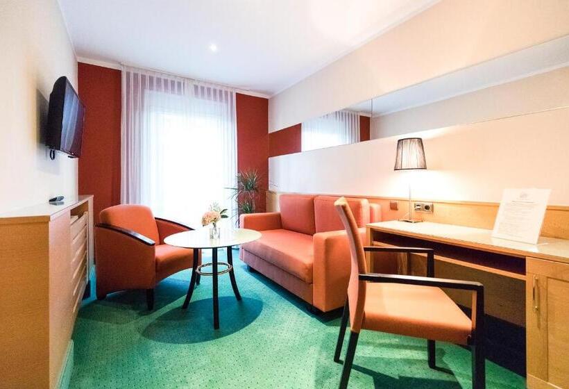 سوییت جونیور با بالکن, Weinlandhof