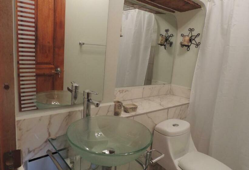 Quarto Estandar, Kori Gems Inn