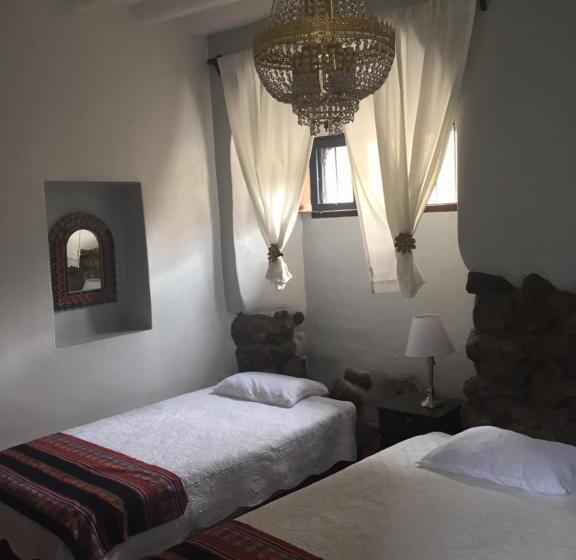 Quarto Quádruplo Estandar, Kori Gems Inn