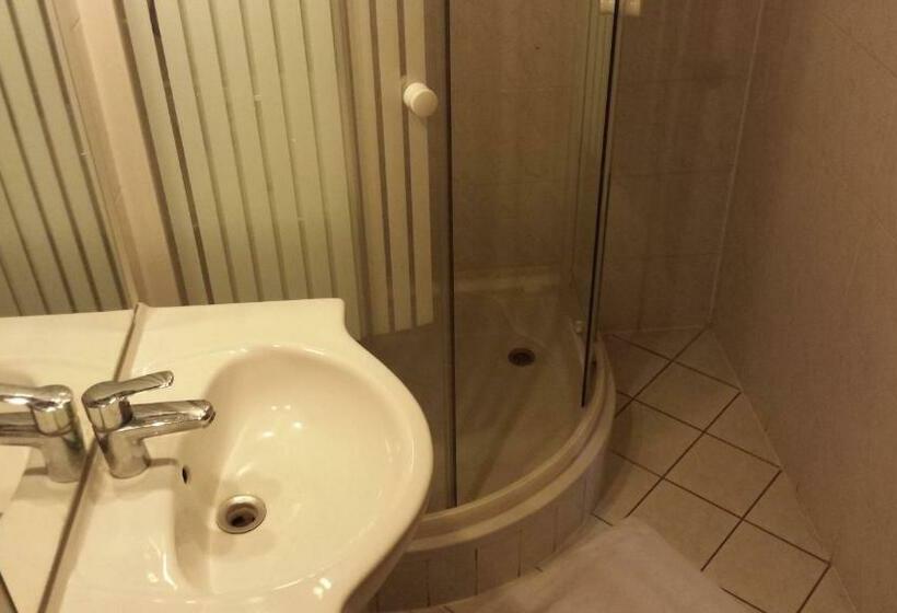 חדר סטנדרט, Kocsis Panzió és étterem