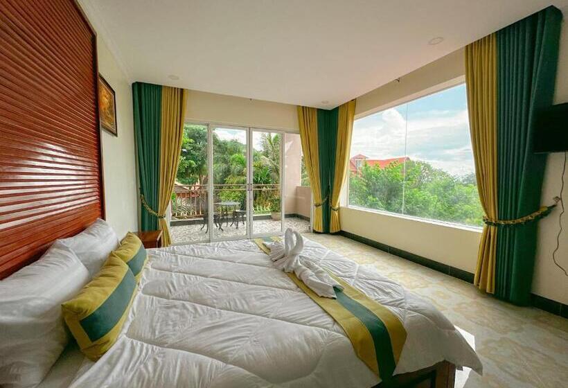غرفة قياسية مزوَّدة بشُرفة, Summer Resort