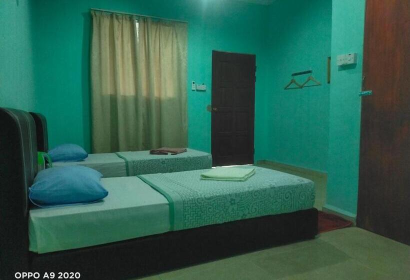 Номер Стандарт, Sukau Tomanggong View Bed & Breakfast