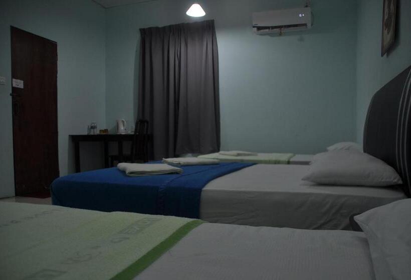 Семейный Номер, Sukau Tomanggong View Bed & Breakfast