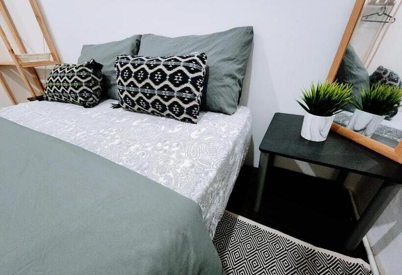 غرفة إقتصادية, Upspot Kuching Waterfront Premium Hostel