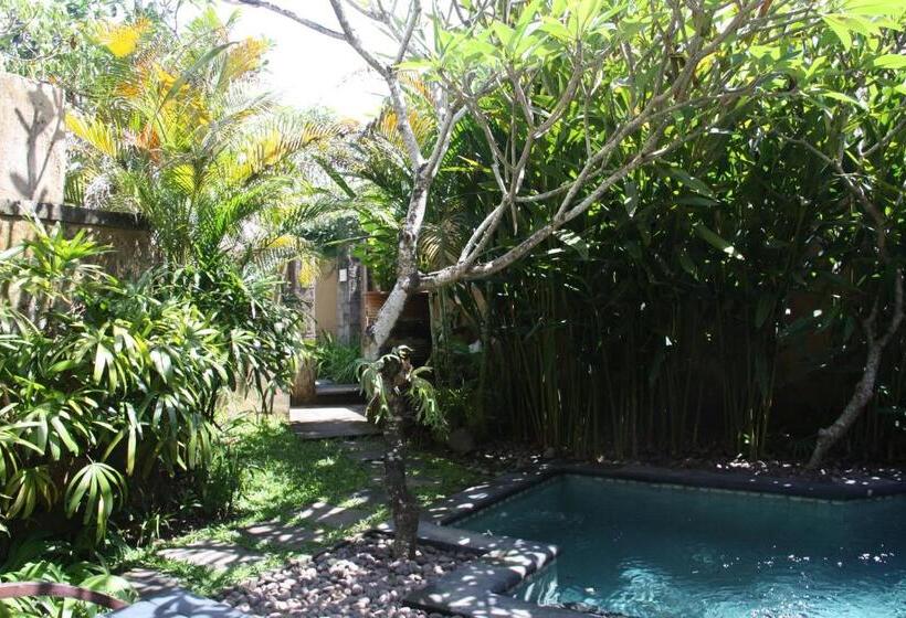 Villa 2 Quartos, Visakha Sanur By Puri Signatures