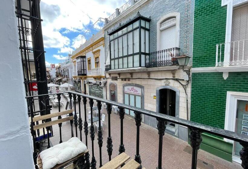 اتاق لوکس با تخت بزرگ, Casa Cristóbal Colón Habitaciones Con Vistas A Semana Santa Y Fiestas