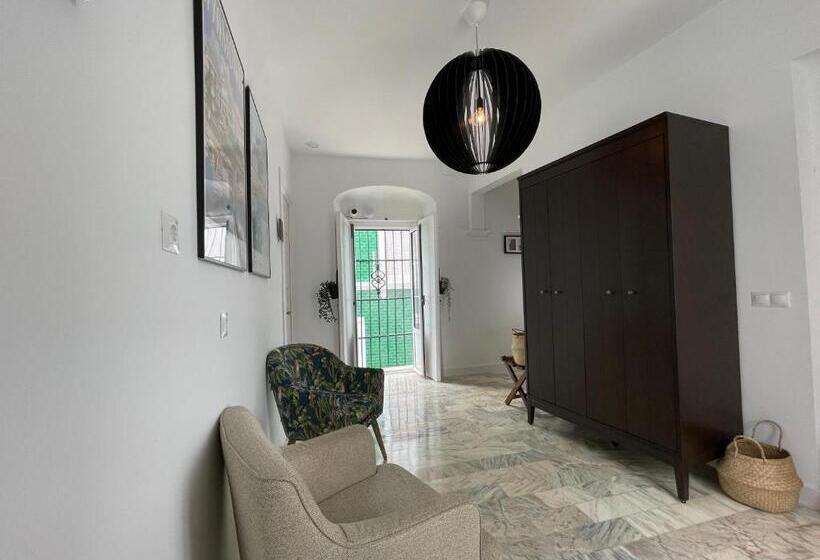 اتاق لوکس, Casa Cristóbal Colón Habitaciones Con Vistas A Semana Santa Y Fiestas