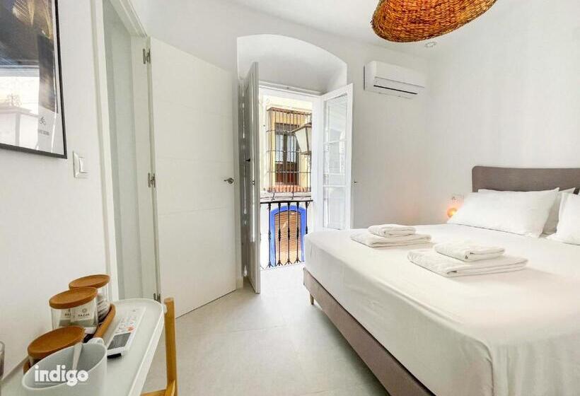 اتاق لوکس, Casa Cristóbal Colón Habitaciones Con Vistas A Semana Santa Y Fiestas