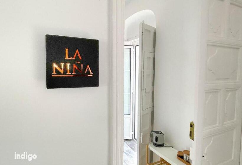 اتاق لوکس با تخت بزرگ, Casa Cristóbal Colón Habitaciones Con Vistas A Semana Santa Y Fiestas