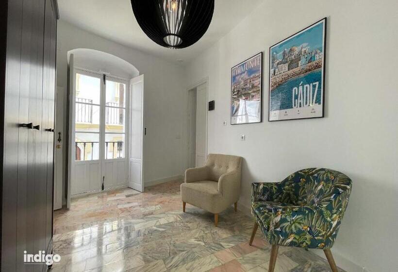 اتاق لوکس با تخت بزرگ, Casa Cristóbal Colón Habitaciones Con Vistas A Semana Santa Y Fiestas