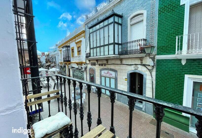 اتاق لوکس با تخت بزرگ, Casa Cristóbal Colón Habitaciones Con Vistas A Semana Santa Y Fiestas