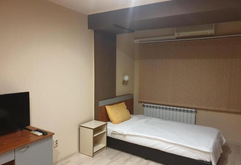 Номер Стандарт Трехместный, Family Hotel Gotse Delchev