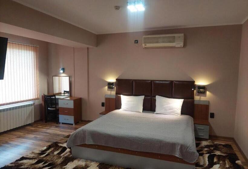 Люкс Повышенной Комфортности, Family Hotel Gotse Delchev