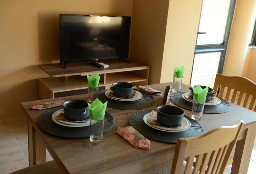 Апартаменты Deluxe 1 Спальня, Family Hotel Gotse Delchev