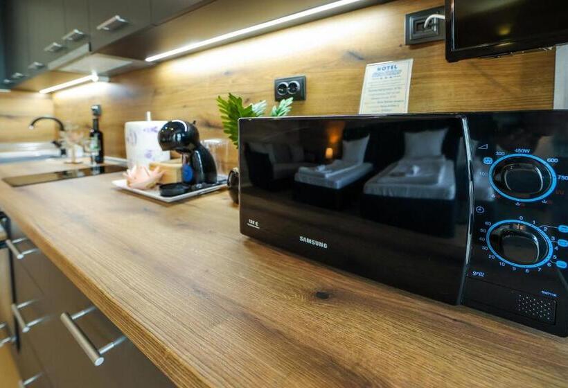 Студия Стандарт, Family Hotel Gotse Delchev
