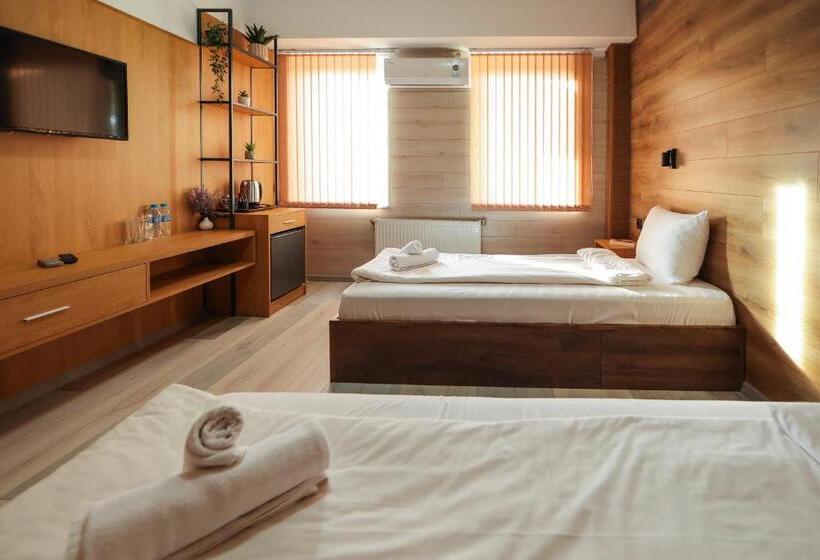 シングルデラックスルーム, Family Hotel Gotse Delchev