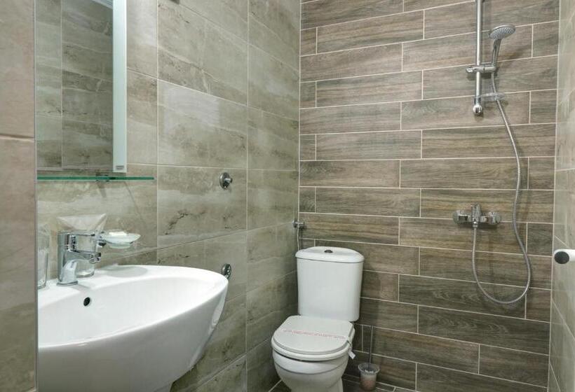 Quarto Estandar, Family Hotel Jupiter