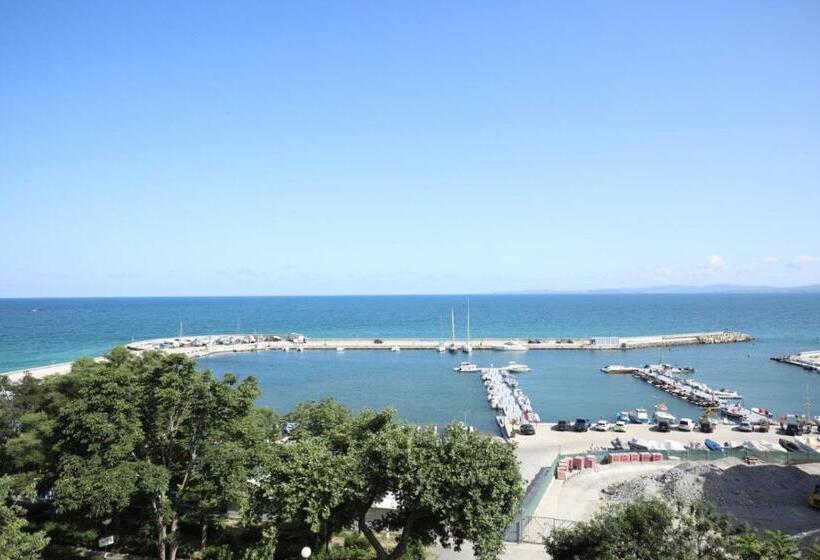 Triple Room Sea View, Family Hotel White House
