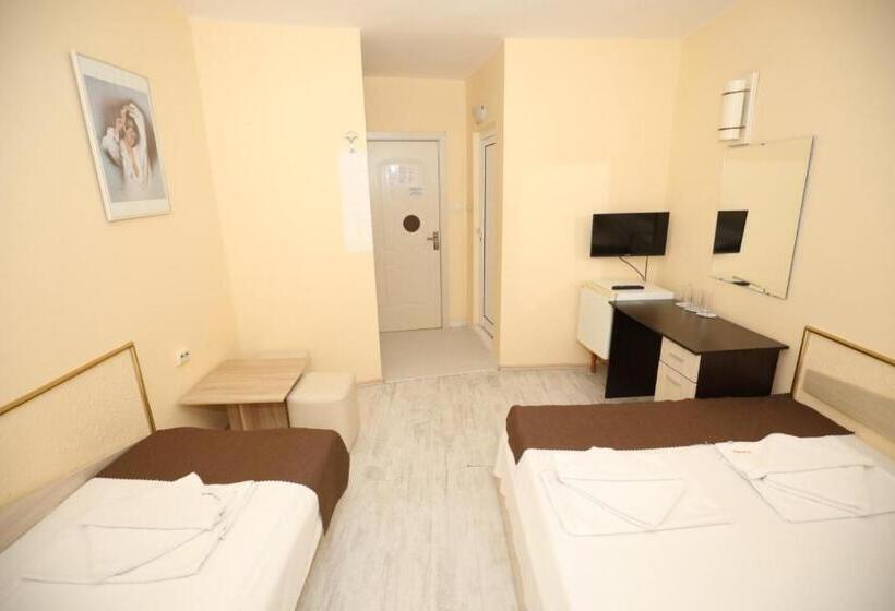 Номер Стандарт, Family Hotel White House