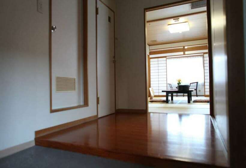 Номер Стандарт, Shuzenji Onsen Hotel Takitei
