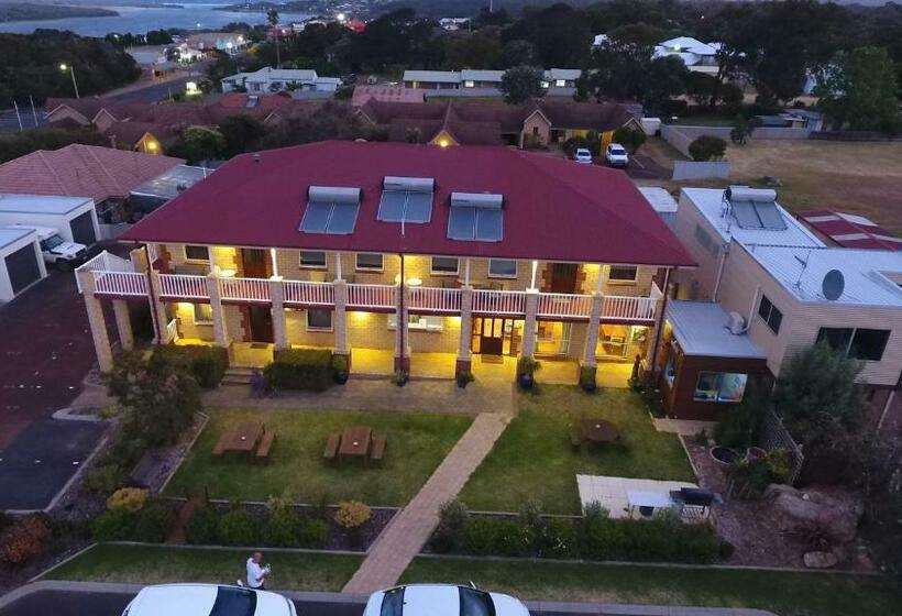 غرفة قياسية حمام مشترك, Baywatch Retreat Augusta