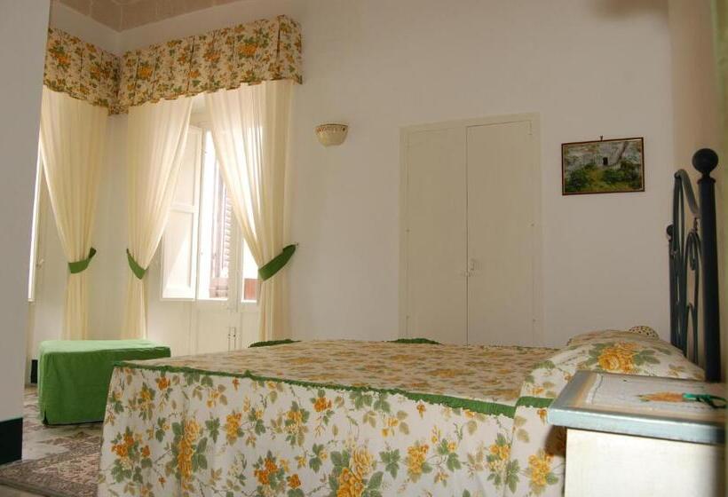 Quarto Estandar, Casa Camilla