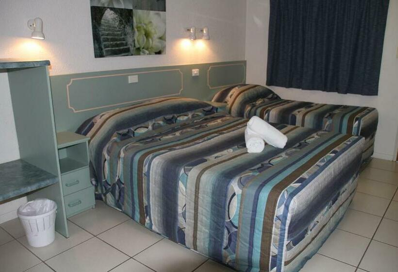패밀리 룸, Emerald Highlands Motel