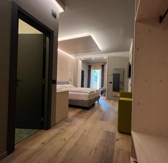 Трехместный Номер Deluxe, Miravalle