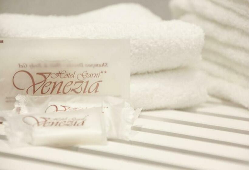 اتاق استاندارد چهار تخته, Venezia