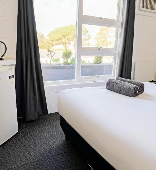 스탠다드 룸, Meningie Waterfront Motel