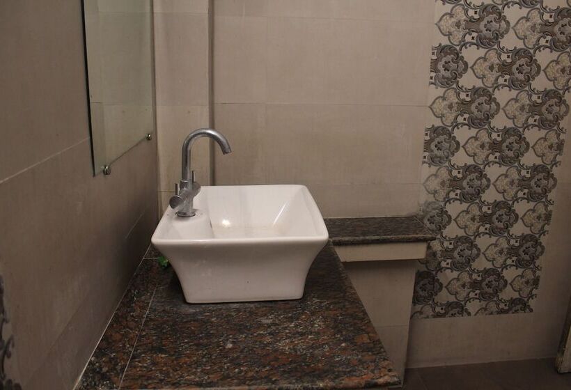 Семейный Номер, Shree Chitra Residency By Grb