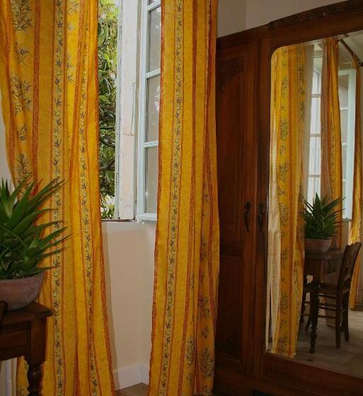 اتاق استاندارد, Le Clos Des Laurons