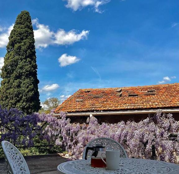 اتاق استاندارد با بالکن, Le Clos Des Laurons