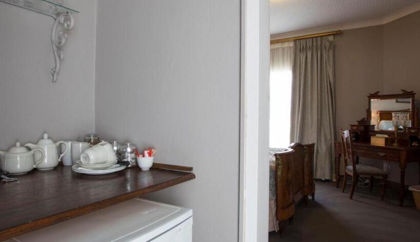 Номер Deluxe Кровать Кинг, Leeuwenhof Country Lodge & Garden Spa