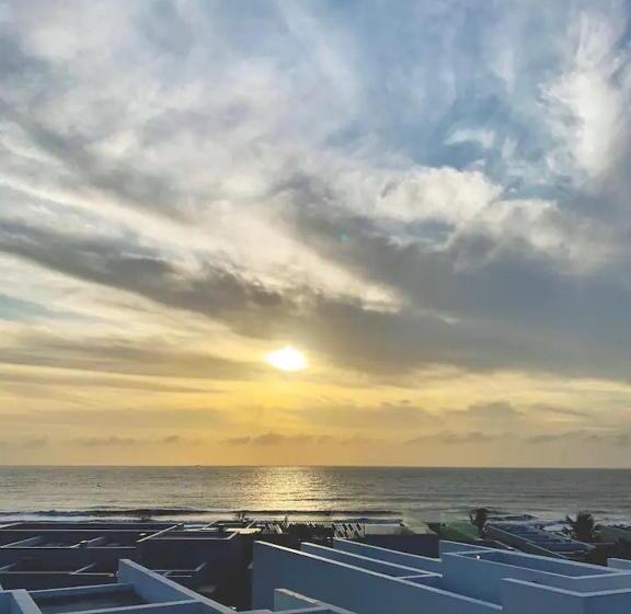 اتاق استاندارد با بالکن, Luxury Villa 01   Relax   Fun   Near Vung Tau