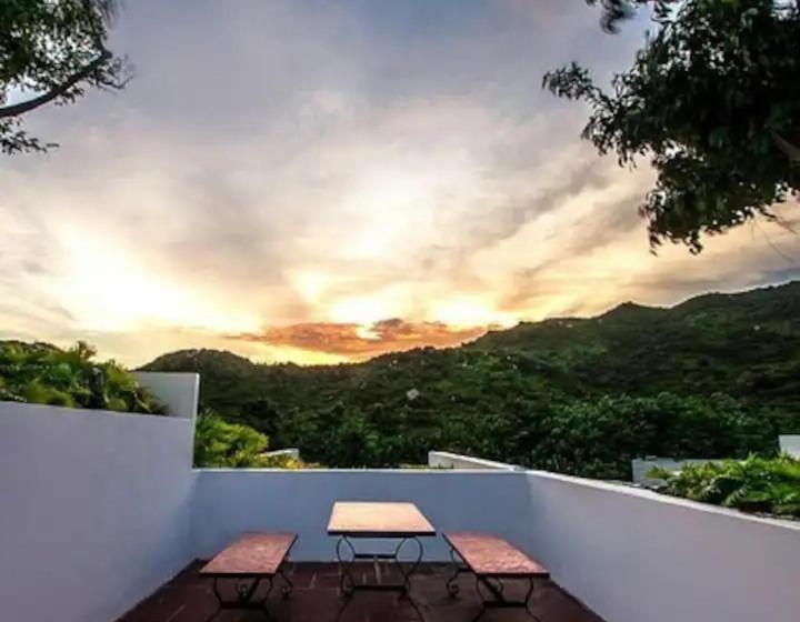 اتاق استاندارد با بالکن, Luxury Villa 01   Relax   Fun   Near Vung Tau