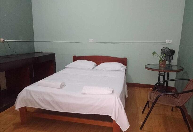 اتاق استاندارد سه نفره, Suyay Lodge Tarapoto