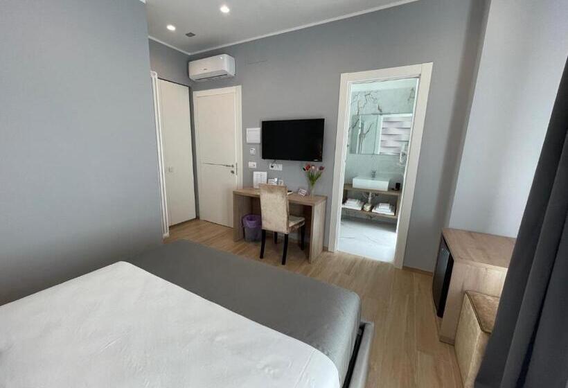 اتاق استاندارد, Martini Suite 2 Bari