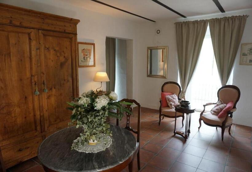 سوییت لوکس, Resort Nuvola Srls