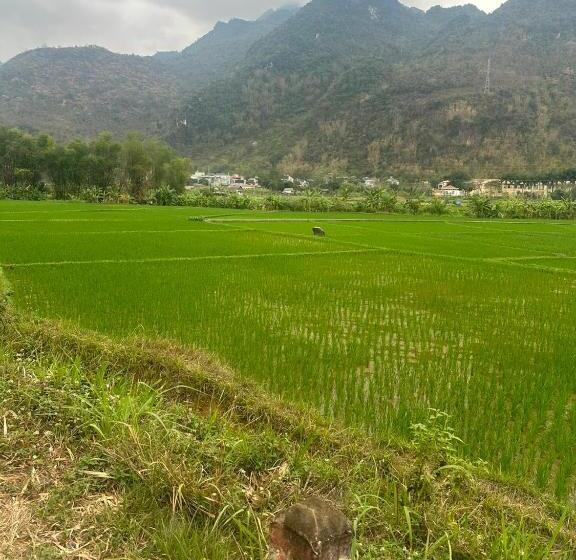 اتاق استاندارد با چشم‌انداز باغ, Peaceful Maichau Homestay