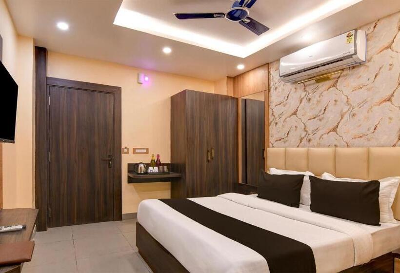 Трехместный Номер Классика, Super Townhouse Oak Bulbuli Neer