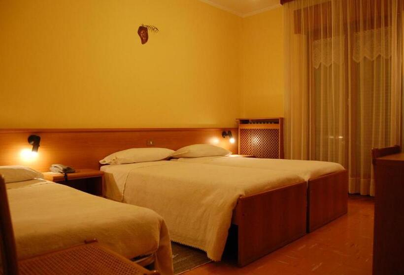 Апартаменты с 1 спальней, смежные, Albergo Motel Dosdè B&b